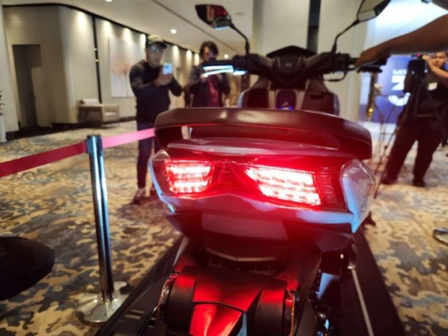 Modenas Elit 150S doi thu moi cua PCX 160 vua ra mat voi gia chi 425 trieu Dong - 7
