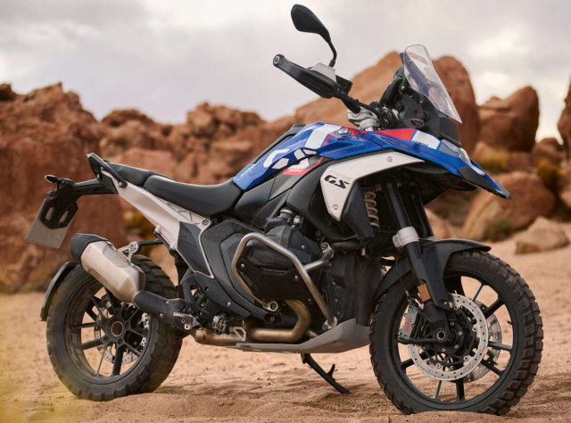 Ra mat BMW R1300GS 2025 Trophy Triple Black Dinh cao moi cua huyen thoai duong truong - 3
