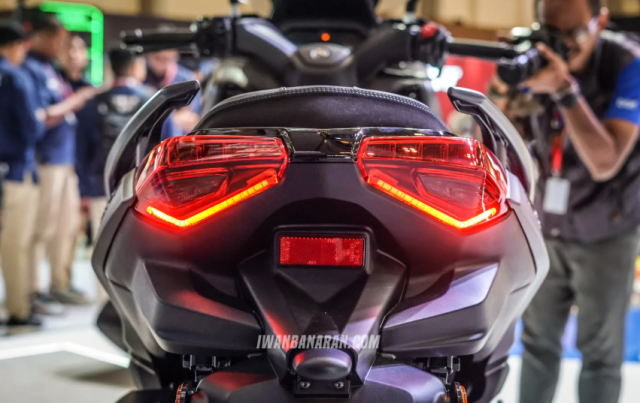 Ra mat Yamaha XMAX Connected TechMAX 2026 Khi su sang trong va cong nghe cung hoi tu - 5