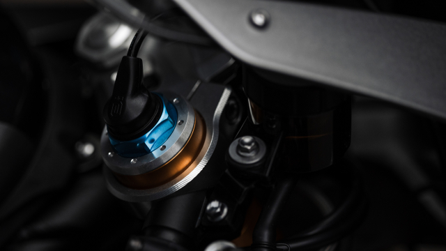 Triumph Speed Triple 1200 RR Breitling Limited Edition lo dien - 3