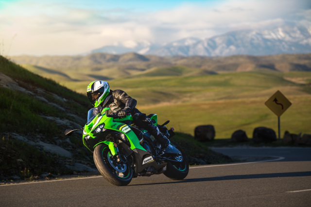 299 trieu dong cho Ninja ZX6R ABS Day co phai la chiec Supersport dang dong tien nhat Viet Nam - 15