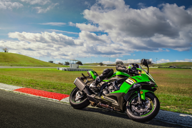 299 trieu dong cho Ninja ZX6R ABS Day co phai la chiec Supersport dang dong tien nhat Viet Nam - 5