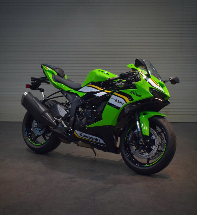 299 trieu dong cho Ninja ZX6R ABS Day co phai la chiec Supersport dang dong tien nhat Viet Nam