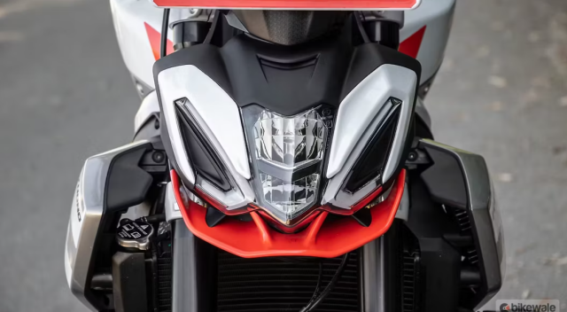 Aprilia RS 457 so voi Tuono 457 Su khac biet chinh la gi - 7