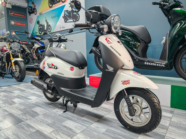Bat ngo Honda Today 50 the he moi vua ve Viet Nam voi 3 phien ban theo 3 phong cach khac nhau - 4