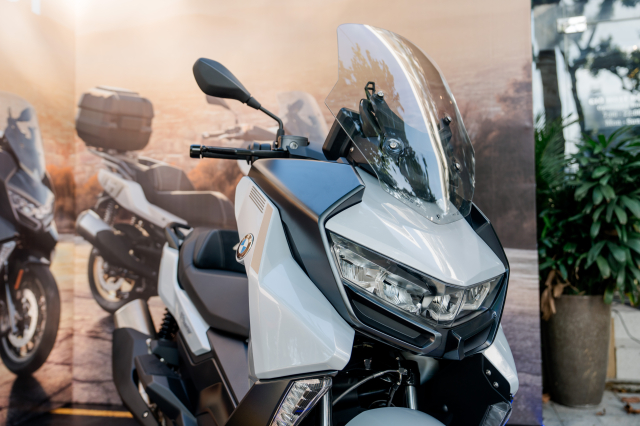 BMW C 400 GT 2025 Phien ban nang cap hien dai hon nhieu tinh nang ket noi va an toan - 8