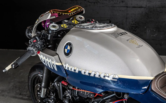 BMW R12 nineT do NOS cua VTR Customs Khi chat choi va dam me gap nhau - 9