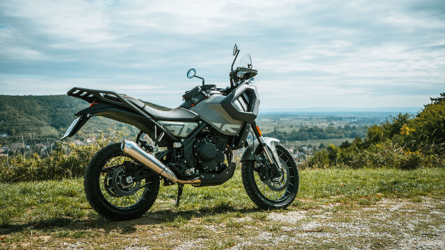Brixton Crossfire 500 Storr Khi y tuong tai EICMA buoc ra doi thuc - 3