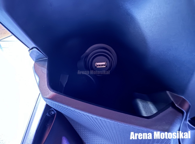 Can canh WMOTO EZ125i 2026 vua ra mat voi gia 25 trieu Dong Co gi de canh tranh voi Vario 125 - 9