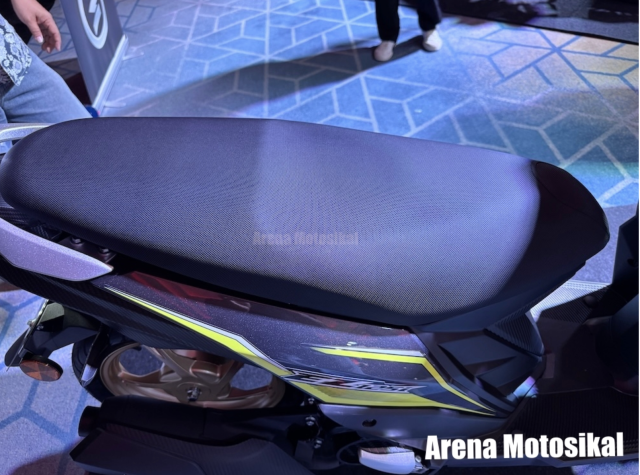 Can canh WMOTO EZ125i 2026 vua ra mat voi gia 25 trieu Dong Co gi de canh tranh voi Vario 125 - 15