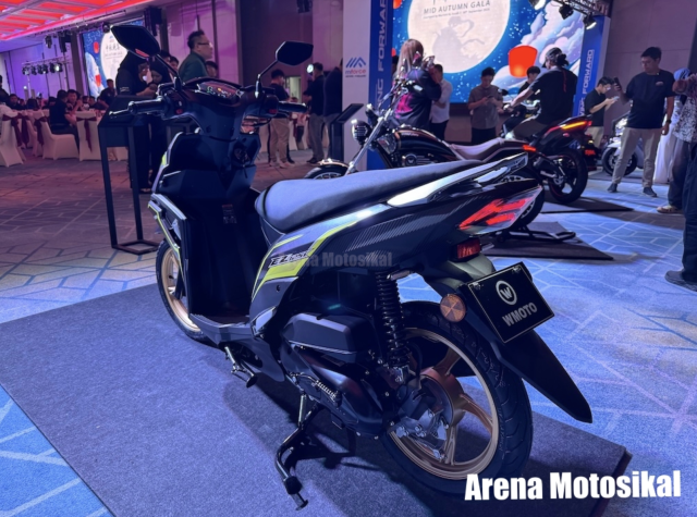 Can canh WMOTO EZ125i 2026 vua ra mat voi gia 25 trieu Dong Co gi de canh tranh voi Vario 125 - 18