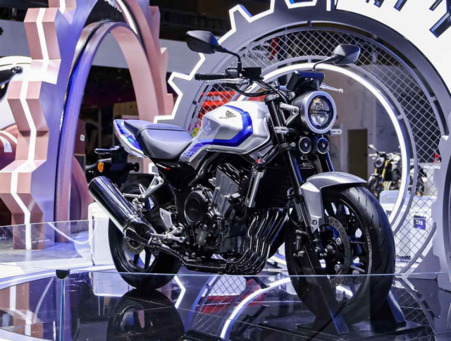 CB400 FOUR san sang tro lai khi am thanh 4 xylanh vang len lan nua tim nguoi me xe lai rung dong - 6