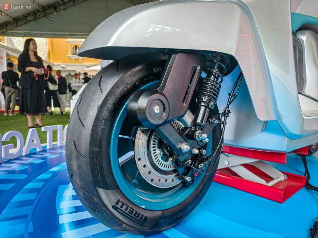Chi tiet mau xe ga dien Lambretta Elettra vua xuat hien o Viet Nam co gi dac biet - 17