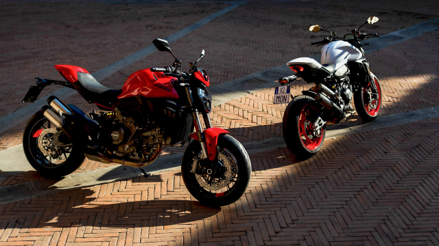 Ducati Monster 2026 lo dien Khi quai thu tro lai dung chat Monster - 3
