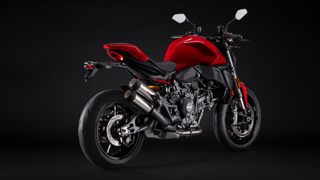 Ducati Monster 2026 lo dien Khi quai thu tro lai dung chat Monster - 9