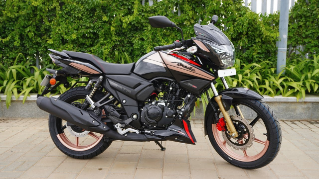 Hinh anh thuc te cua Apache RTR 160 2V phien ban ky niem 20 nam tai dai ly Ban dac biet phai the - 3