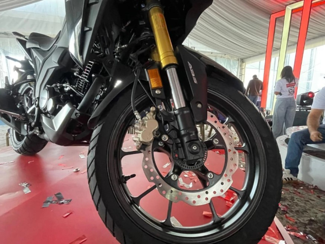Honda tai sinh huyen thoai NX190 voi dien mao 20 Co ABS doi man hinh TFT gia chi 79 trieu Dong - 5