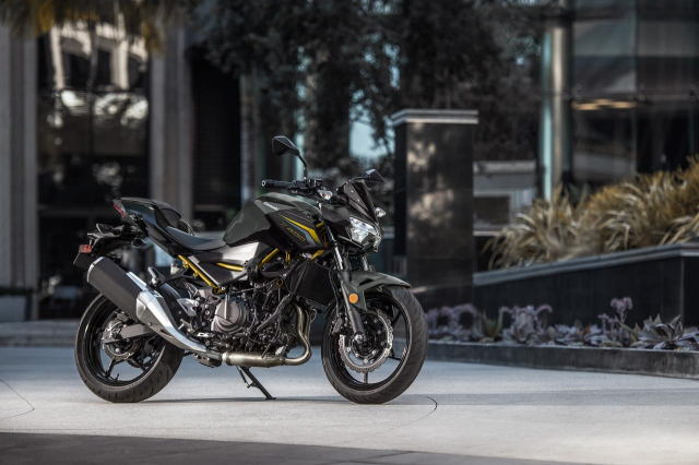 Kawasaki Z400 2026 ra mat voi giao dien moi me hon cung bo khung vang cuc chat - 3