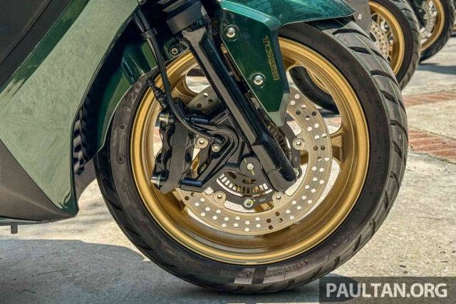 Mau xe tay ga 250cc gia chi gan 79 trieu Dong vua ra mat o Malaysia co gi dac biet - 13