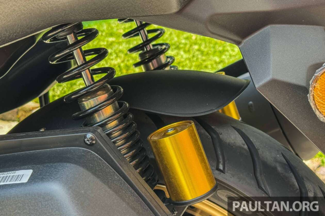 Mau xe tay ga 250cc gia chi gan 79 trieu Dong vua ra mat o Malaysia co gi dac biet - 15