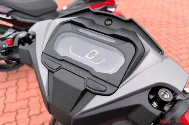 Modenas Z15GT doi thu moi cua Winner R va Exciter 155 trinh lang voi gia chi 45 trieu Dong - 15