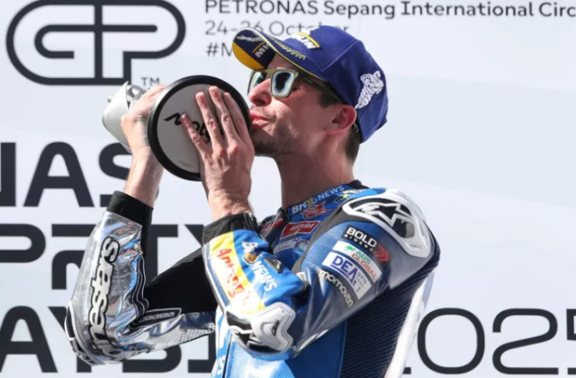 Nguoi chien thang va ke thua cuoc tai Giai dua xe MotoGP Malaysia 2025 - 3