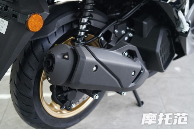 Ra mat xe tay ga 250cc chat nhu XMax nhung gia re ngang ngua Air Blade 160 - 5