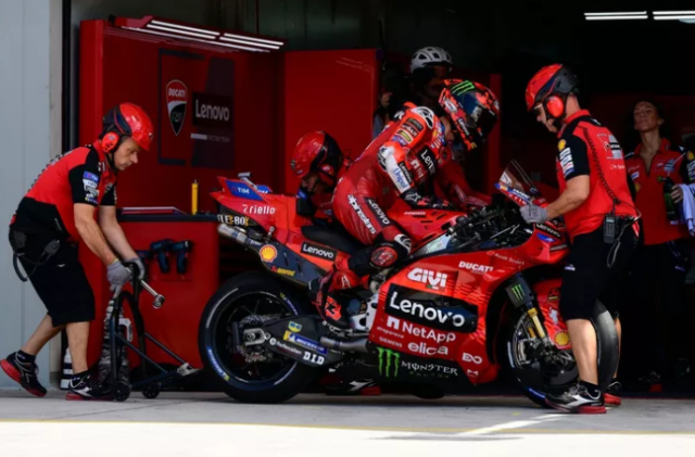 Tai sao Pecco Bagnaia luc nay can mot loai tro giup khac - 3