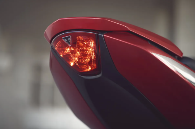 Triumph Trident 800 2026 lo dien Khi ban nang Triple troi day - 9