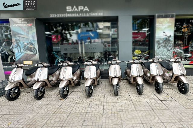 Vespa Sprint Tech phien ban mau moi Bronze Antico bat ngo co mat tai cac dai ly o Viet Nam - 3