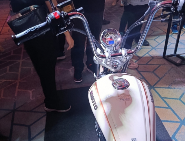Xuat hien mau xe ga voi phong cach Cruiser kich doc Co gia ban ngang ngua Honda Vision - 11