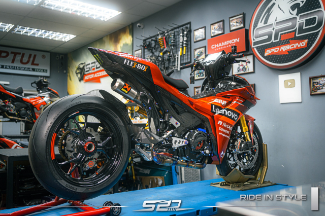 Choang ngop voi Yamaha Y16ZR do Phong cach Ducati Desmosedici Bagnaia Replica cua SPD Racing - 13