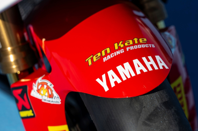 Yamaha R1 R9 khoac ao moi tai Jerez Khi di san 70 nam duoc danh thuc - 9