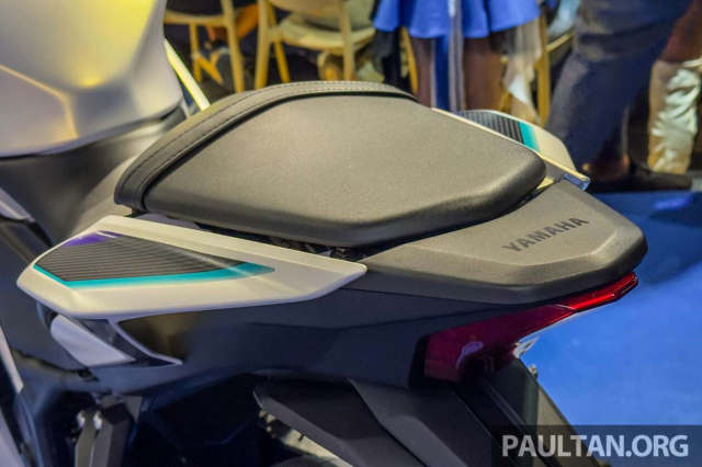 Can canh Yamaha YZFR25 2026 vua ra mat Tieu R1 trong tim anh em dam me Sportbike - 7