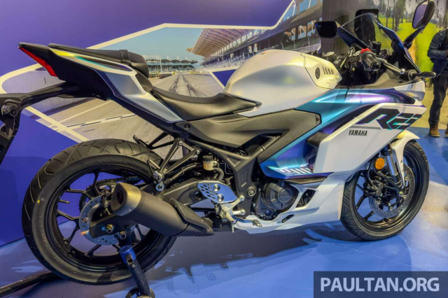 Can canh Yamaha YZFR25 2026 vua ra mat Tieu R1 trong tim anh em dam me Sportbike - 11