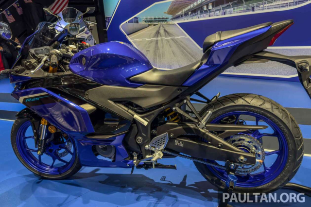 Can canh Yamaha YZFR25 2026 vua ra mat Tieu R1 trong tim anh em dam me Sportbike - 13