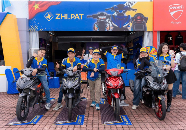 ZHIPAT ra mat bo doi Den LED 135GP Sportline va Den hau Crypton X135 tai MotoGP Malaysia 2025 - 20