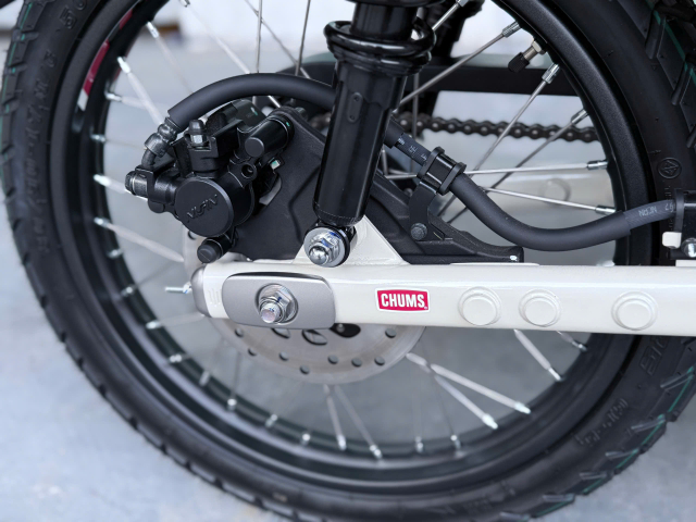 Can canh Honda CT125 CHUMS Limited Edition vua ve Viet Nam voi so luong chi dem tren dau ngon tay - 13