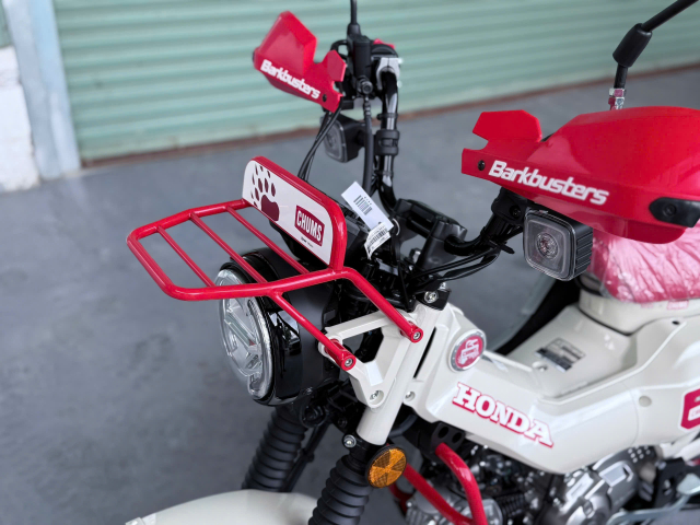 Can canh Honda CT125 CHUMS Limited Edition vua ve Viet Nam voi so luong chi dem tren dau ngon tay - 5