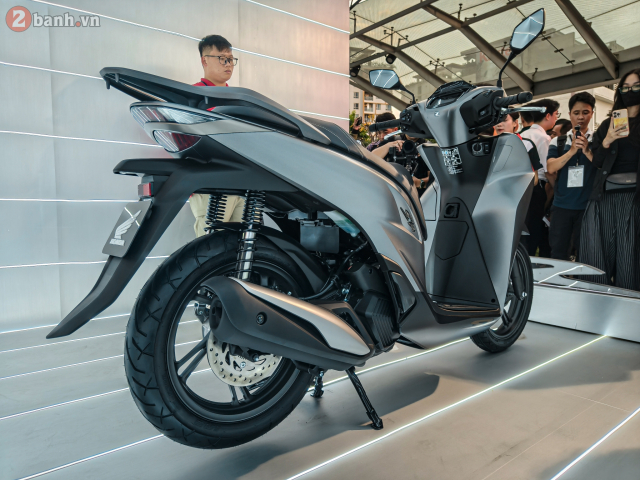 Can canh Honda SH125i va SH160i 2026 voi giao dien hoan toan moi vua ra mat tai nuoc ta - 5