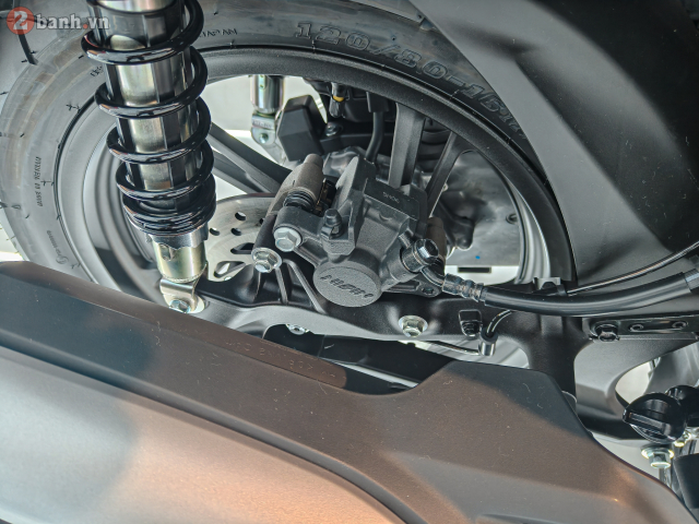 Can canh Honda SH125i va SH160i 2026 voi giao dien hoan toan moi vua ra mat tai nuoc ta - 33