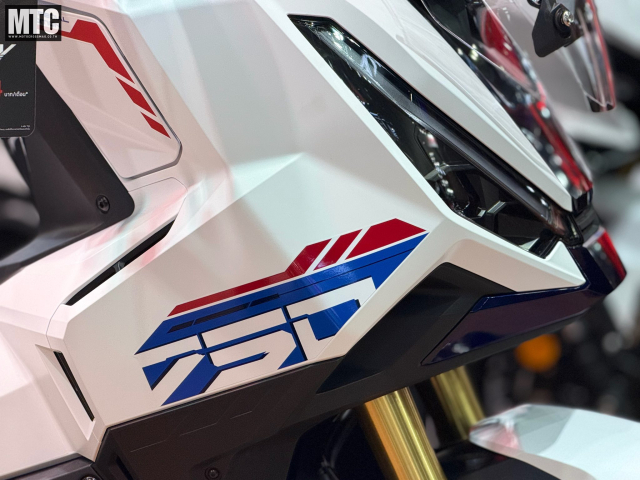Cận cảnh honda x-adv 2026 vừa cập bến thái lan đổi màu nâng tầm trải nghiệm - 4