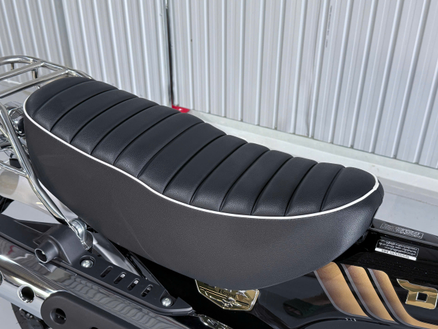 Can canh phien ban dac biet Honda Dax Royal vua cap ben thi truong Viet Nam voi so luong cuc it - 15