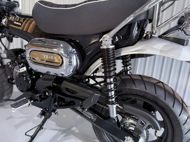 Can canh phien ban dac biet Honda Dax Royal vua cap ben thi truong Viet Nam voi so luong cuc it - 27