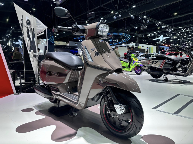 chi-ti-t-lambretta-x300gp-2026-v-a-ra-m-t-v-i-giao-di-n-m-i-d-nh-cho