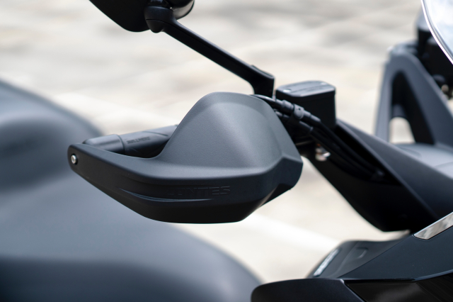 Chi tiet Zontes 368E vua ra mat thi truong Viet Nam voi gia ban chi 125 trieu dong - 15