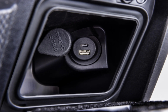 Da den luc SYM khien ban phai nhin khac ve ho va NHX 125 vua ra mat chinh la cau tra loi - 11