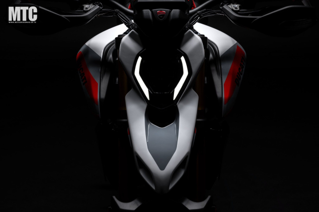 Ducati Hypermotard V2 2026 V2 SP 2026 The he thu 4 dot pha cho nam 2026 - 5
