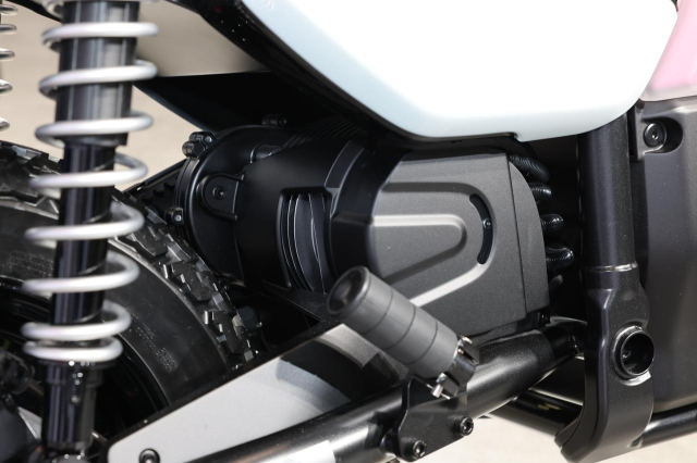 Hinh anh thuc te cua Suzuki eVanVan vua ra mat tai JMS 2025 Chiec minibike dien rat dang choi - 13