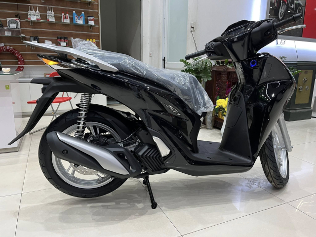 Hinh anh thuc te Honda SH 2026 da co mat tai dai ly som hon du kien - 19